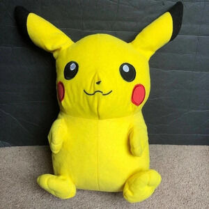 Big Pokémon Hanging Plush Pikachu